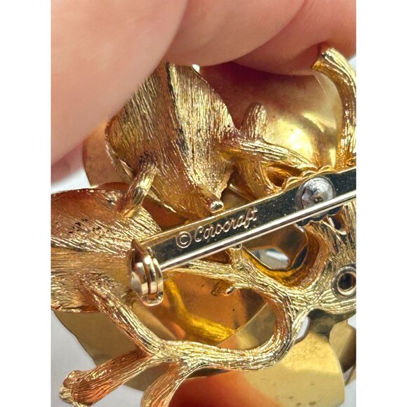 Vintage Coro Corocraft Enamel Beige Flower Brooch Large Statement Costume Pin - Picture 7 of 8